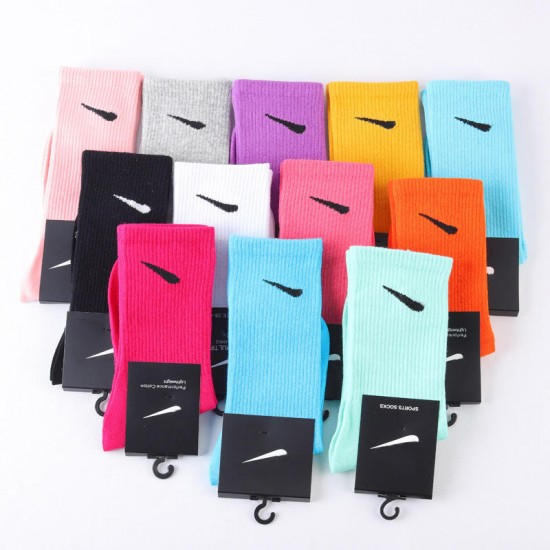 High Quality Men's Cotton Socks Unisex Size Athletic Sports Socks Custom logo Socks Branded for Men High Quality Men's Cotton Socks Unisex Size Athletic Sports Socks Custom logo Socks Branded for Men