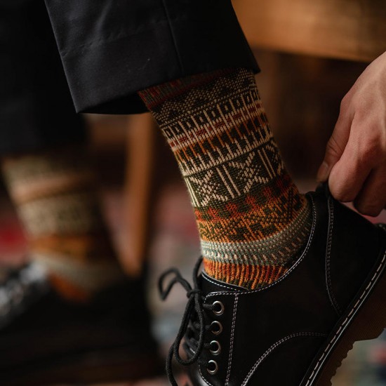 Wholesale Customization Fashion Design Men's Breathable Anti-odor Cotton Knitting Socks Unisex Vintage Ethnic Style Crew Socks Wholesale Customization Fashion Design Men's Breathable Anti-odor Cotton Knitting Socks Unisex Vintage Ethnic Style Crew Socks